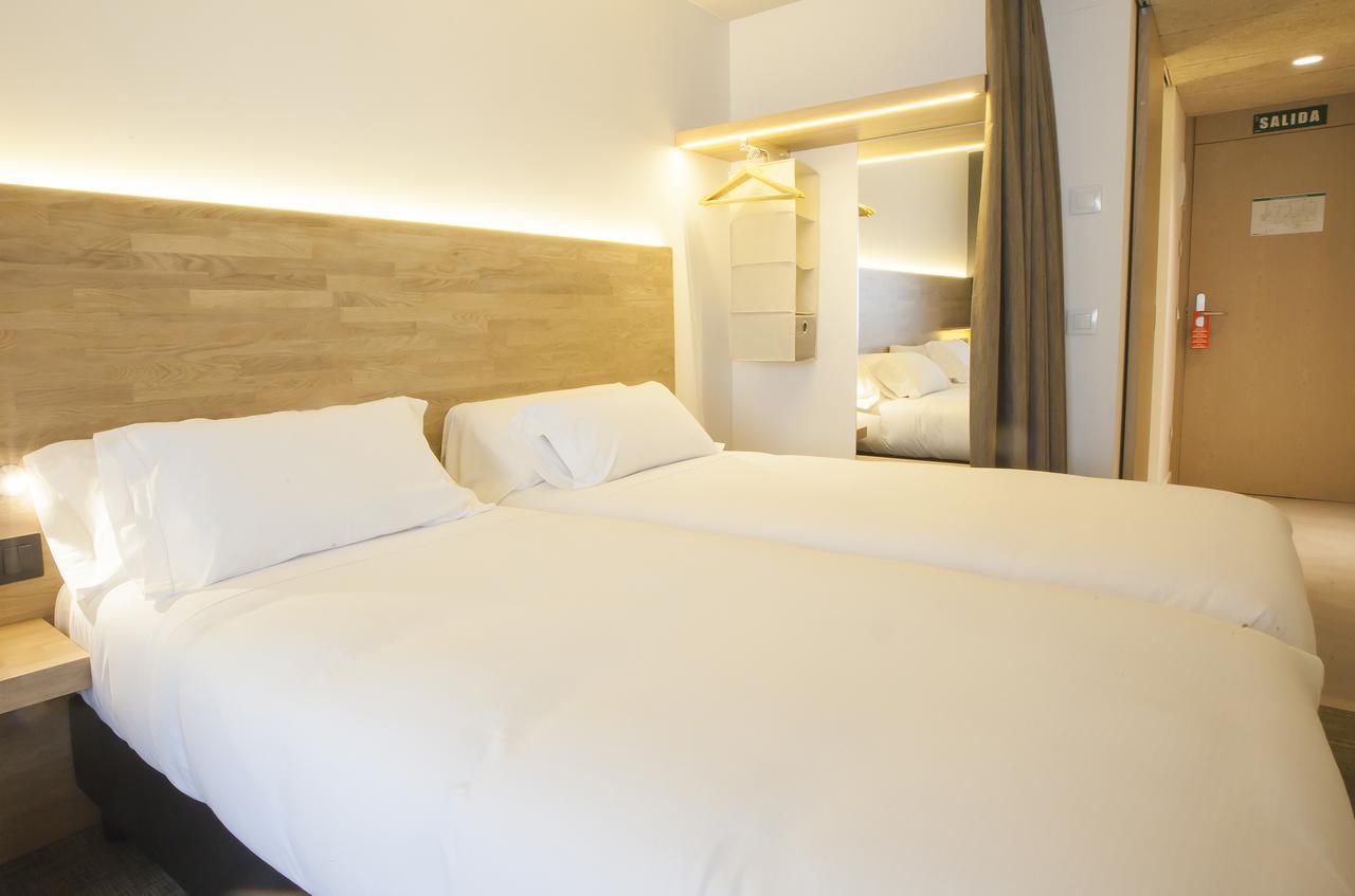 Hotel A Pamplona Eksteriør bilde