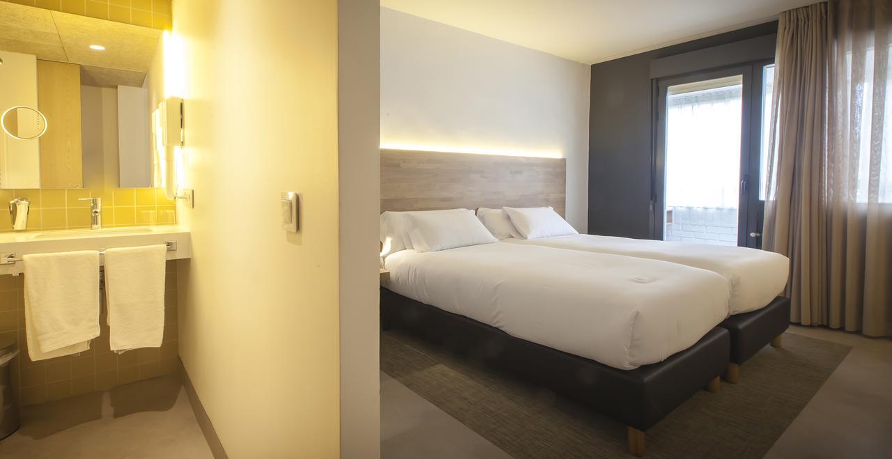 Hotel A Pamplona Eksteriør bilde