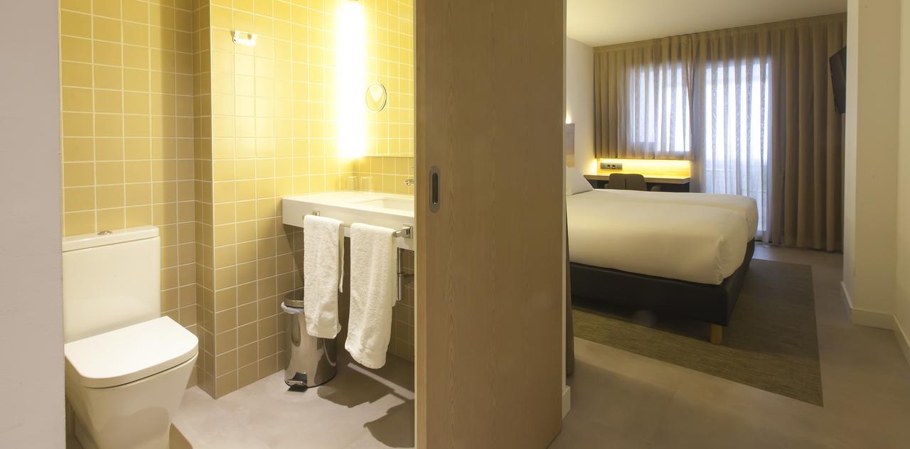 Hotel A Pamplona Eksteriør bilde